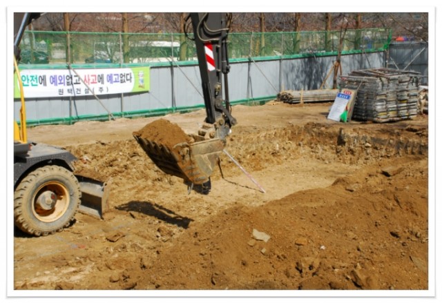 성당 건축 현장